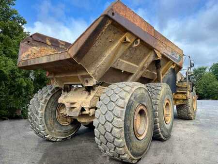 Kink Dumprar 2000 Bell B40CM 6X6 (8)