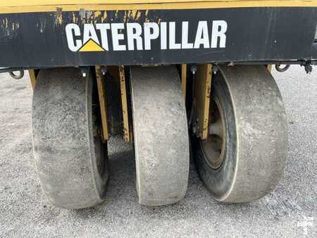 Compactadores de neumáticos 2004 Caterpillar PS300B (11)