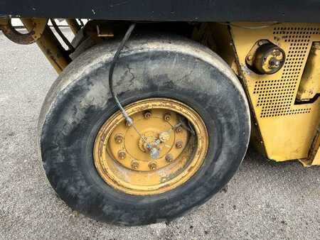 Compactadores de neumáticos 2004 Caterpillar PS300B (19)