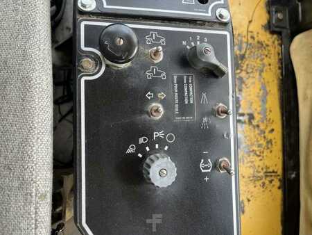 Compactadores de neumáticos 2004 Caterpillar PS300B (45)