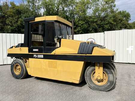 Compactadores de neumáticos 2004 Caterpillar PS300B (46)