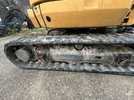Mini excavators 2012 Caterpillar 302.7D CR (10)