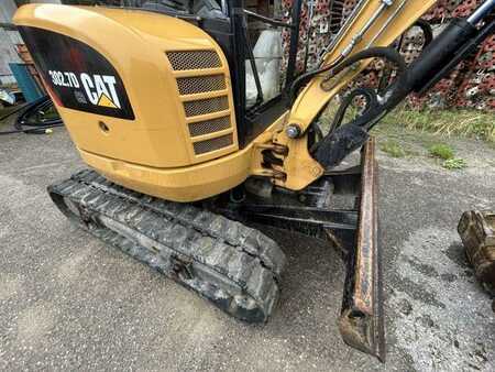 Mini excavators 2012 Caterpillar 302.7D CR (11)