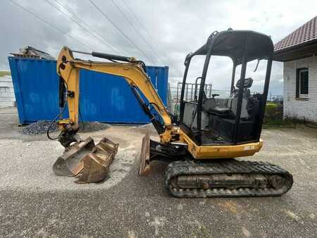 Mini excavators 2012 Caterpillar 302.7D CR (6)