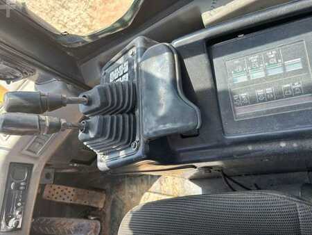 Wheel Loaders 2000 Komatsu WA470-3A (19)
