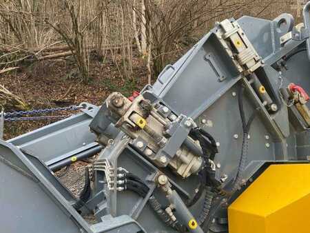 Pozostałe 2019 RUBBLE MASTER RM90GO! (10)