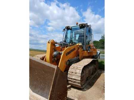 Nakládací pásová vozidla 2021 Liebherr LR636 (2)