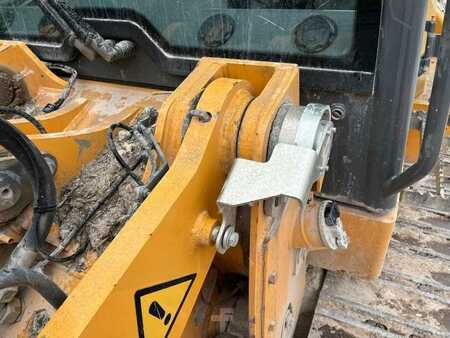 Nakládací pásová vozidla 2021 Liebherr LR636 (20)