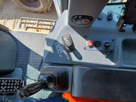Nakládací pásová vozidla 2021 Liebherr LR636 (38)