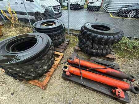 Wheel Excavators 2000 Case 788-P (36)