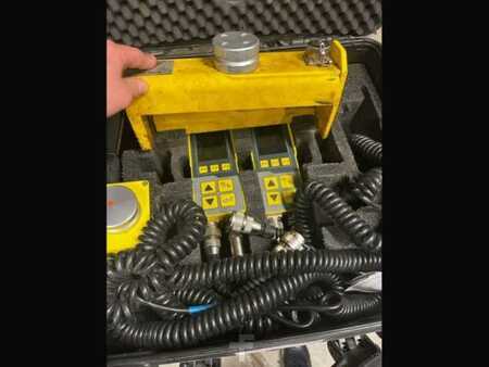 Encofradores deslizante 2019 Volvo P2820D MACHINE SUISSE (9)