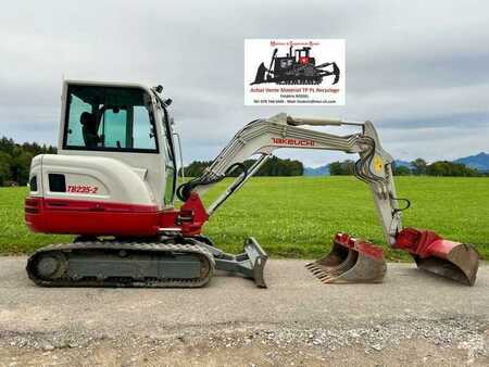 Minigraver 2020 Takeuchi TB235-2 (1)