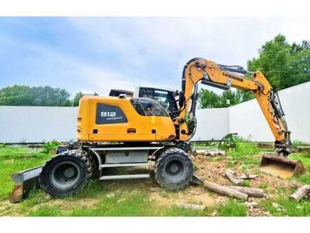Mobilní bagry 2018 Liebherr A912 COMPACT (2)