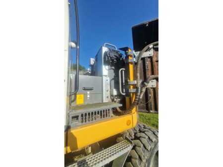 Mobilní bagry 2018 Liebherr A912 COMPACT (24)
