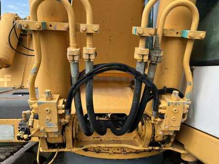 Bæltegraver 2000 Liebherr R904HDSL (22)
