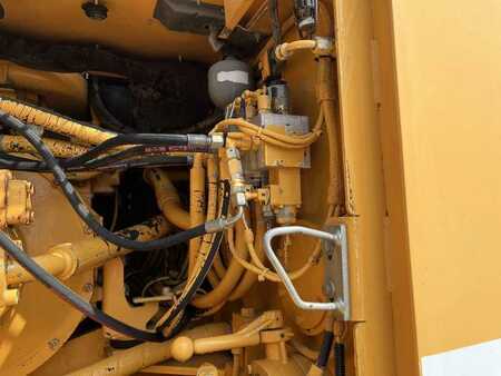Bæltegraver 2000 Liebherr R904HDSL (33)