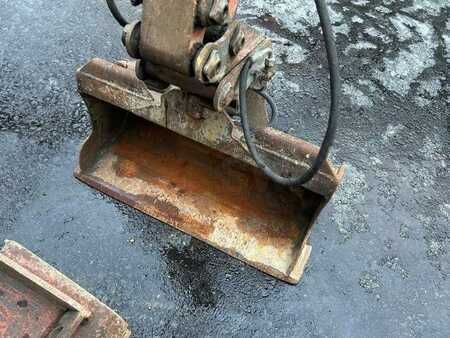 Mini-koparki 2004 IHI 15NX (19)