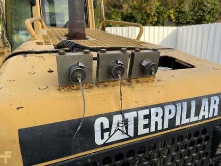 Bulldosere 2004 Caterpillar D6N LGP (29)