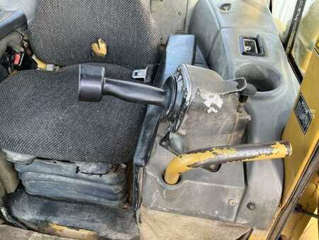 Bulldosere 2004 Caterpillar D6N LGP (39)