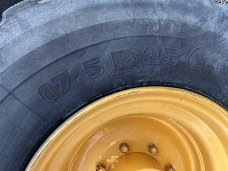 Cargadoras de ruedas 2005 Liebherr L514 (21)