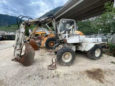 Escavadora de rodas 1993 Mecalac 8CXI (10)