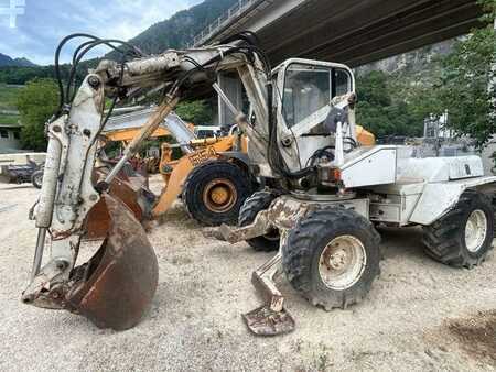 Escavadora de rodas 1993 Mecalac 8CXI (11)