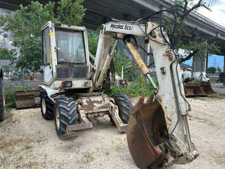 Escavadora de rodas 1993 Mecalac 8CXI (18)