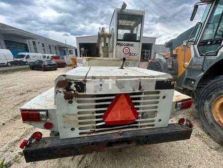 Escavadora de rodas 1993 Mecalac 8CXI (27)