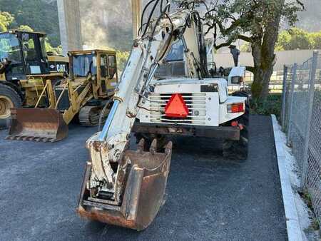 Escavadora de rodas 1993 Mecalac 8CXI (28)