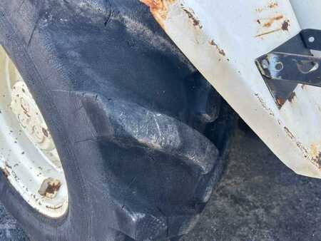 Escavadora de rodas 1993 Mecalac 8CXI (30)