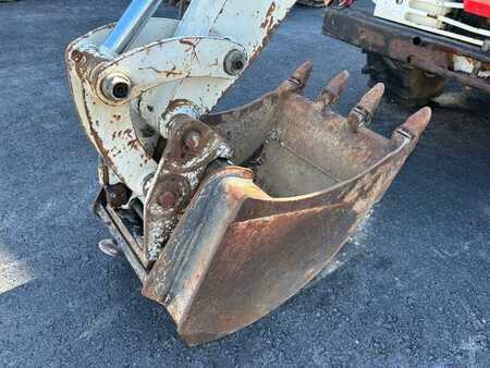 Escavadora de rodas 1993 Mecalac 8CXI (32)