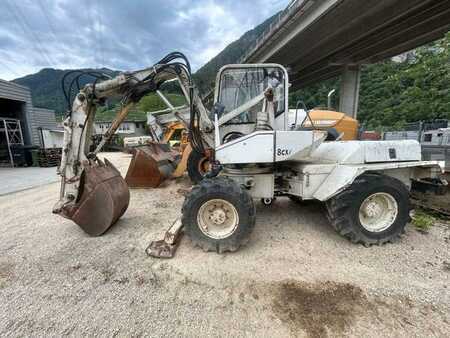 Escavadora de rodas 1993 Mecalac 8CXI (7)