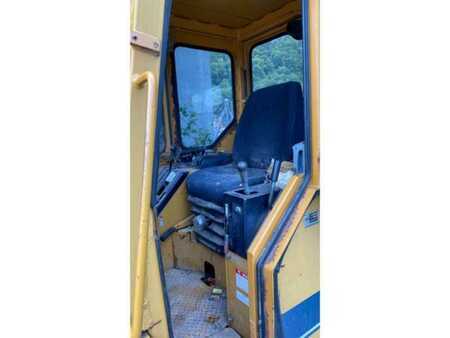 Nakládací pásová vozidla 1988 Komatsu D21S-6 (26)