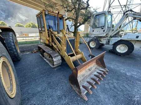 Nakládací pásová vozidla 1988 Komatsu D21S-6 (5)