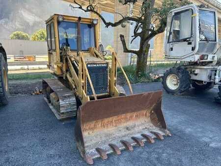 Nakládací pásová vozidla 1988 Komatsu D21S-6 (6)