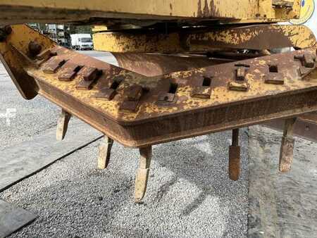 Livellatrici 1984 Caterpillar 120G (24)