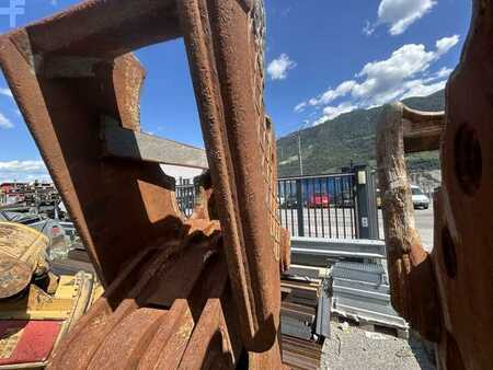 Annet 2006 Montabert Lot 2 Croc Béton (7)