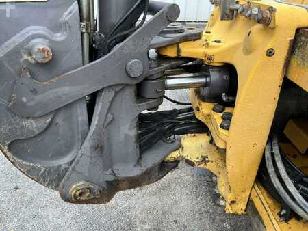 Overige 2008 Volvo BL71+ POWERSHIFT (26)