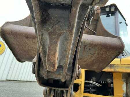 Overige 2008 Volvo BL71+ POWERSHIFT (31)