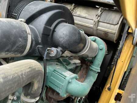 Overige 2008 Volvo BL71+ POWERSHIFT (37)