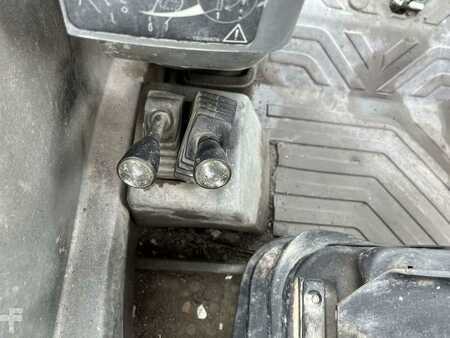 Overige 2008 Volvo BL71+ POWERSHIFT (48)