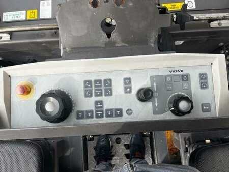 Machines á coffrage glissant 2019 Volvo P2820D MACHINE SUISSE (8)