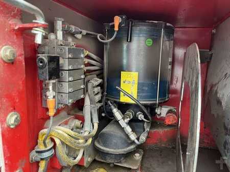 Koparki gąsienicowe 2016 Liebherr R926LC (31)