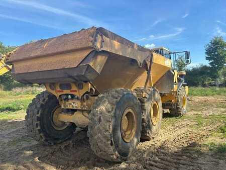 Kink Dumprar 2008 Bell B25D 6X6 (3)