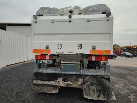 Outro 2004 Unimog UNIMOG U500 (10)