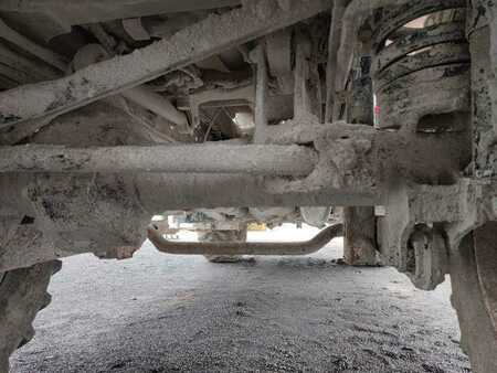 Outro 2004 Unimog UNIMOG U500 (21)