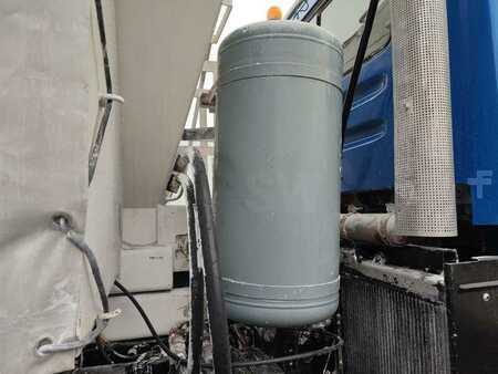 Outro 2004 Unimog UNIMOG U500 (25)