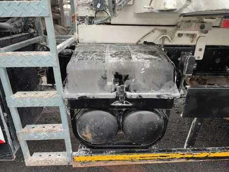 Outro 2004 Unimog UNIMOG U500 (30)