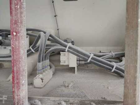 Outro 2004 Unimog UNIMOG U500 (38)