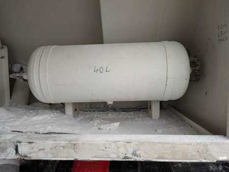 Outro 2004 Unimog UNIMOG U500 (42)